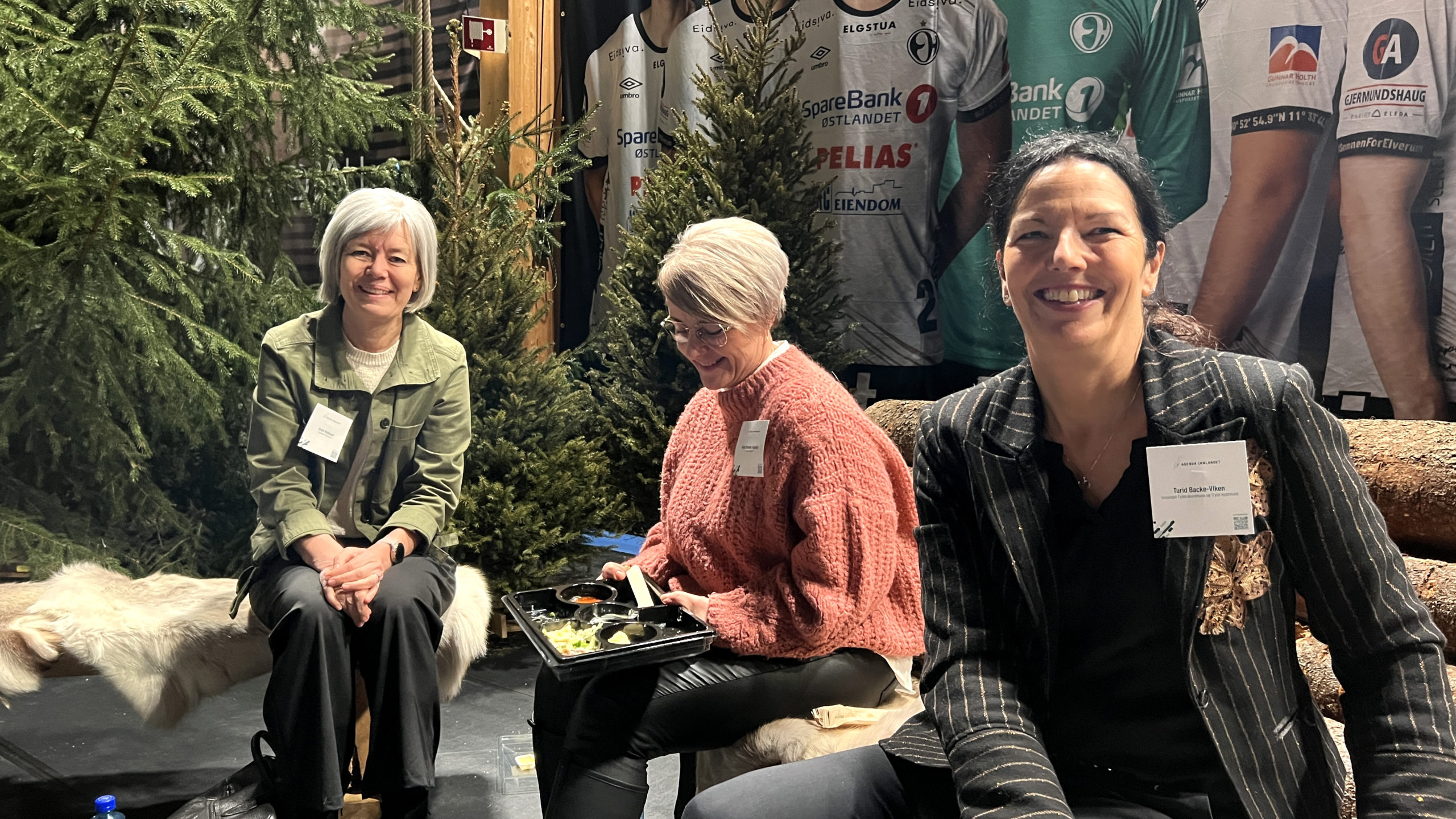 Anne Mathisen, Anja Holmøy Aamold og Turid Backe-Viken.